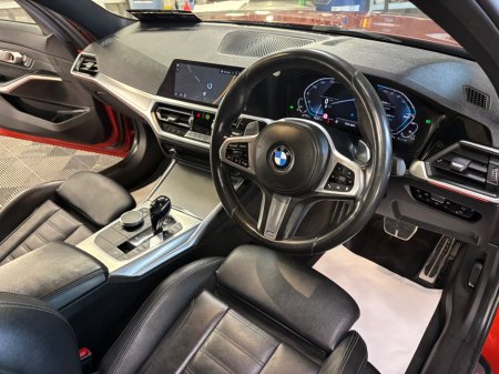 2020 BMW 3 Series 330e M Sport Auto €24,950 thumbnail