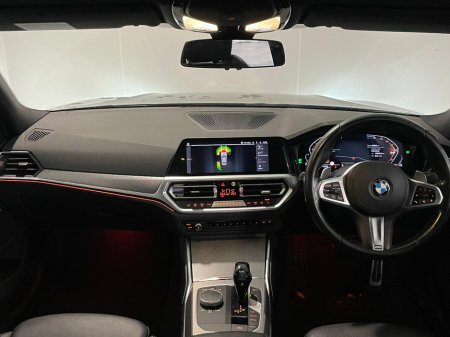 2021 BMW 3 Series - thumbnail 12