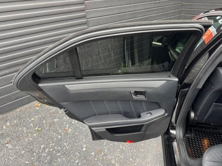 2014 Mercedes-Benz E Class - thumbnail 18