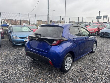 2020 Toyota Yaris  €15,750 thumbnail