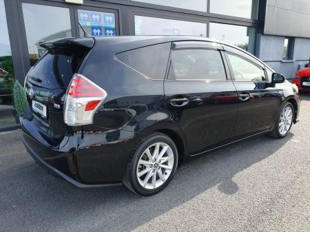 2016 Toyota Prius+ - thumbnail 8