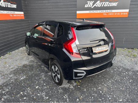 2016 Honda Fit 1.5 HYBRID AUTO €9,995 thumbnail