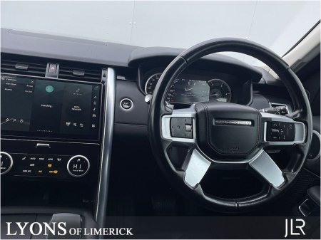 2022 Land Rover Discovery - view 4