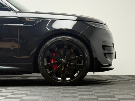 2024 Land Rover Range Rover Sport HSE DYNAMIC P460E *PAN ROOF* €104,990 thumbnail