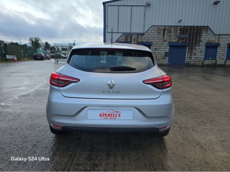 2023 Renault Clio EQUILIBRE TCE 90 CVT DFUL DFULL MY2 €17,950 thumbnail