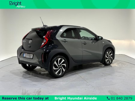 2023 Toyota Aygo X 1.0 DESIGN 4DR €18,950 thumbnail