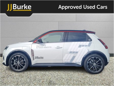 2025 Renault 5 iconic 52kWh 150hp €32,950