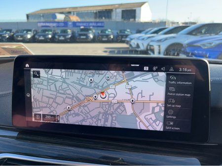 2021 BMW 5 Series - thumbnail 18