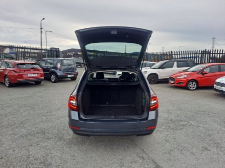 2020 Skoda Octavia - thumbnail 8