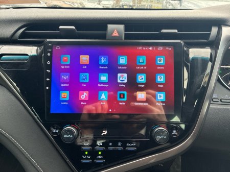 2019 Toyota Camry - thumbnail 19