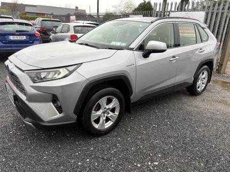 2020 Toyota Rav4 2.5 Hybrid Luna 2WD €31,950 thumbnail