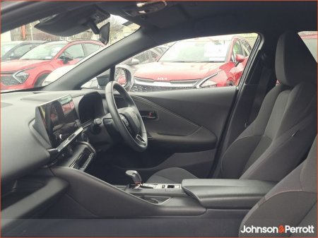 2024 Toyota C-HR 1.8 HYBRID SPORT €35,900 thumbnail