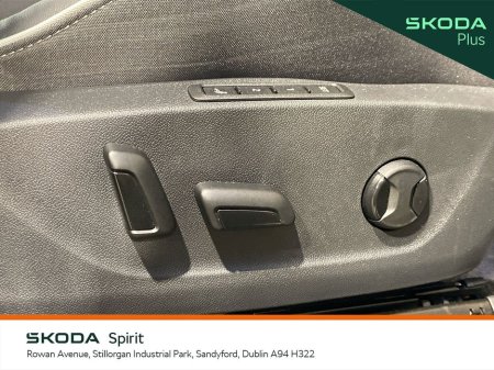 2025 Skoda Enyaq 85x Sportline *Massive Spec* €59,950 thumbnail