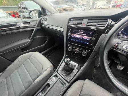 2019 Volkswagen Golf - thumbnail 12