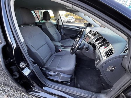 2016 Volkswagen Golf - thumbnail 2