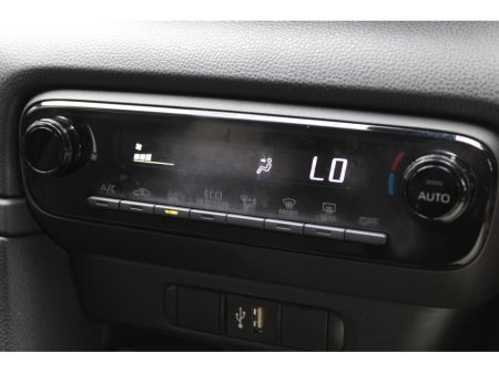 2021 Toyota Yaris - thumbnail 15