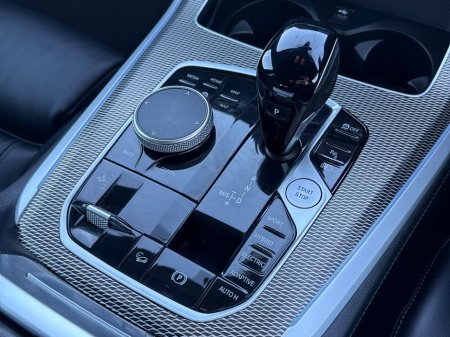 2022 BMW X5 xDrive45e M Sport €65,950 thumbnail