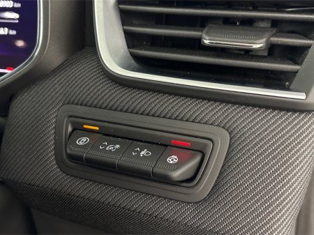 2025 Renault Clio ESPRIT ALPINE TCE90**HEATED MULTIFUNCTIONAL STEERING WHEEL**HEATED HALF LEATHER SPORT SEATS**DIGITAL DASH**TOUCH SCREEN APPLE CAR PLAY**DRIVE MODES**17" BLACK ALLOYS**ISOFIX**FINANCE AVAILABLE thumbnail