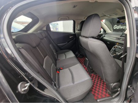 2017 Mazda Mazda2 - thumbnail 31