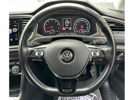 2018 Volkswagen T-Roc 1.0 TSI DESIGN 115HP LOW KM €17,995 thumbnail