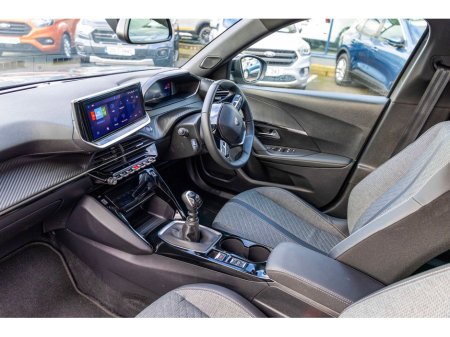 2025 Peugeot 2008 2025 Peugeot 2008 1.2 Puretech 100bhp Allure thumbnail