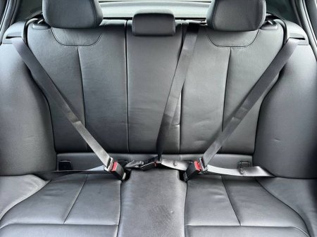 2018 BMW 1 Series - thumbnail 12