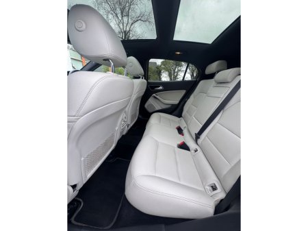 2016 Mercedes-Benz GLA Class - thumbnail 16