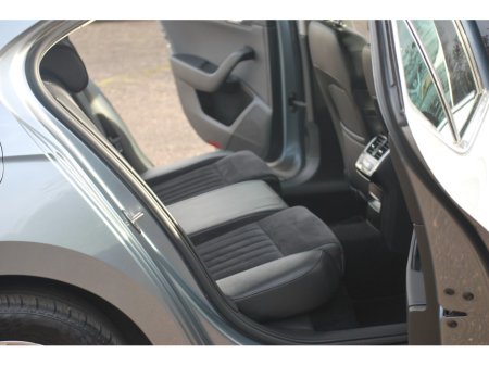 2017 Skoda Superb - thumbnail 10