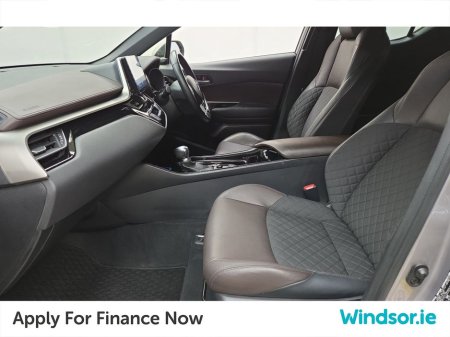 2017 Toyota C-HR - thumbnail 4