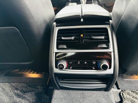 2018 BMW 7 Series - thumbnail 8