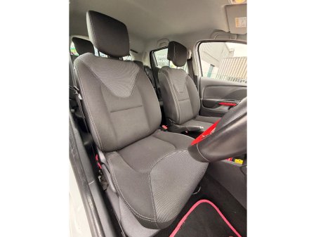 2016 Renault Clio - thumbnail 6