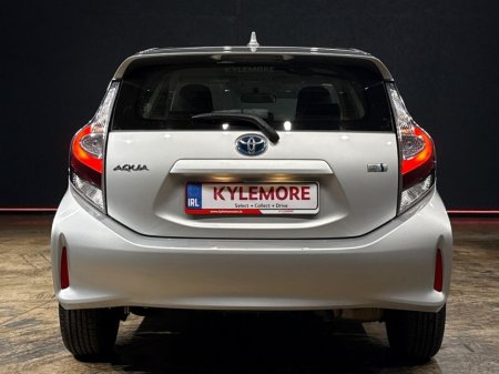 2020 Toyota Aqua 1.5 HYBRID AUTOMATIC - AC / HEATING €13,950