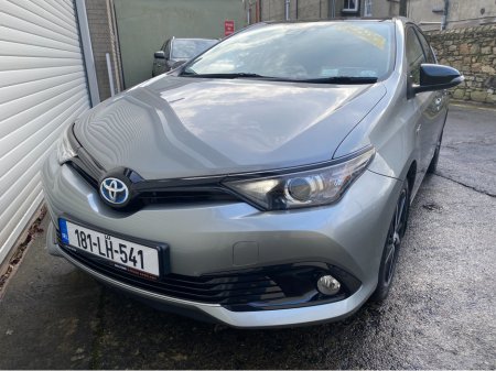 2018 Toyota Auris HYBRID LUNA SPORT@ WALTONS GARAGE RANELAGH €17,950 thumbnail