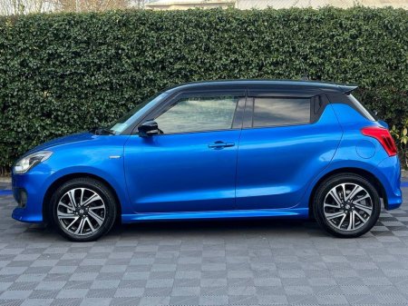 2021 Suzuki Swift - thumbnail 3