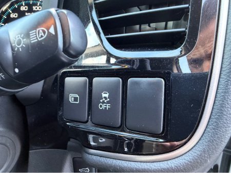 2020 Mitsubishi Outlander 4X4 Plug-in Hybrid - High Spec - Like New €24,750 thumbnail