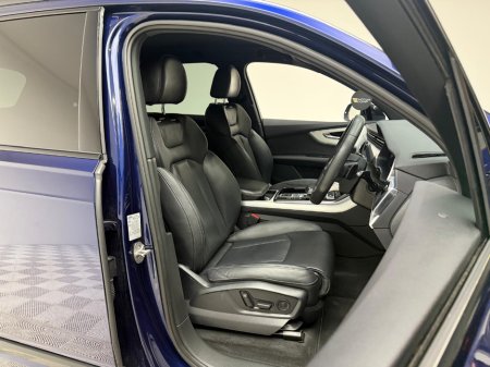 2022 Audi Q7 S LINE 55 TFSI E QUATTRO €64,990 thumbnail