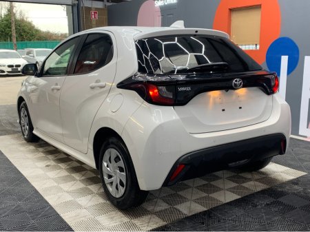 2022 Toyota Yaris X / 47k KMs / Reverse Camera / 1.0L Petrol €18,950