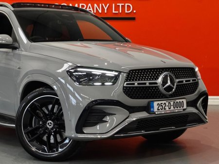 2025 Mercedes-Benz GLE Class - thumbnail 3