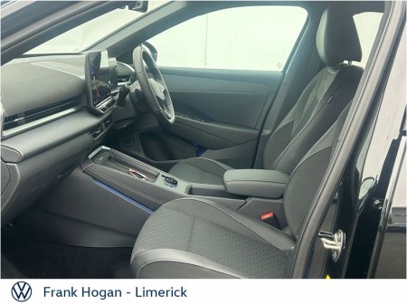 2026 Volkswagen T-Roc - thumbnail 4