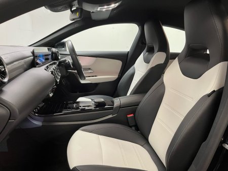 2022 Mercedes-Benz CLA Class - thumbnail 14