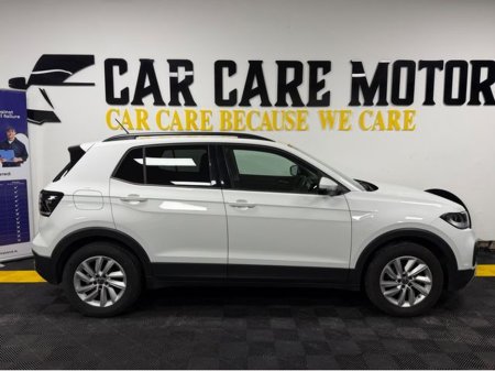 2023 Volkswagen T-Cross Life 1.0 TSI D7F 110HP 5DR AUT €25,777 thumbnail
