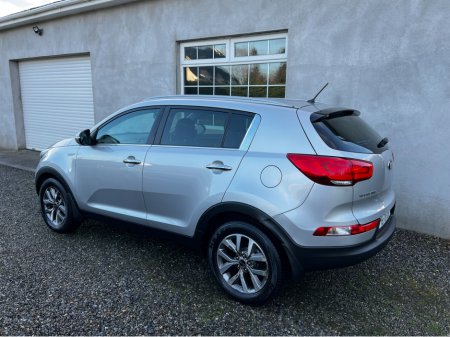 2015 Kia Sportage 1.7 EXL 4DR - LOW KM'S €8,995 thumbnail
