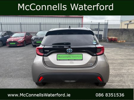 2020 Toyota Yaris - thumbnail 5