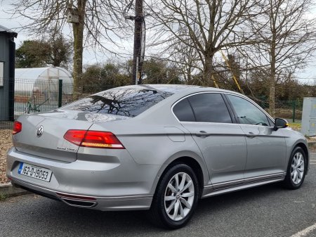 2016 Volkswagen Passat - thumbnail 10