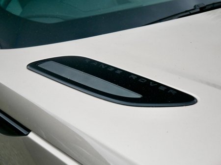 2025 Land Rover Range Rover Velar - thumbnail 11