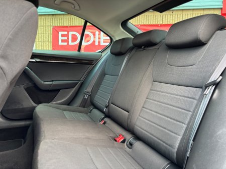2015 Skoda Octavia - thumbnail 13
