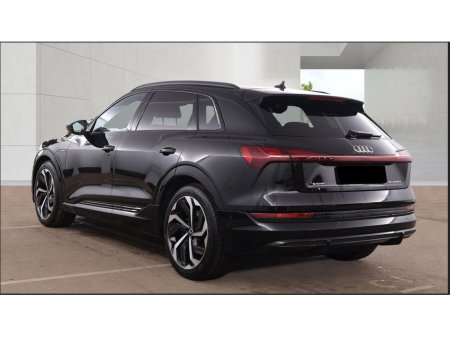 2022 Audi e-tron - thumbnail 3