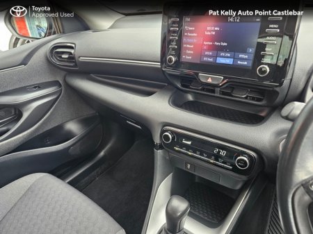 2021 Toyota Yaris - thumbnail 13