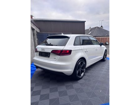 2016 Audi A3 - thumbnail 3