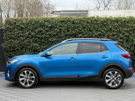 2023 Kia Stonic - thumbnail 3